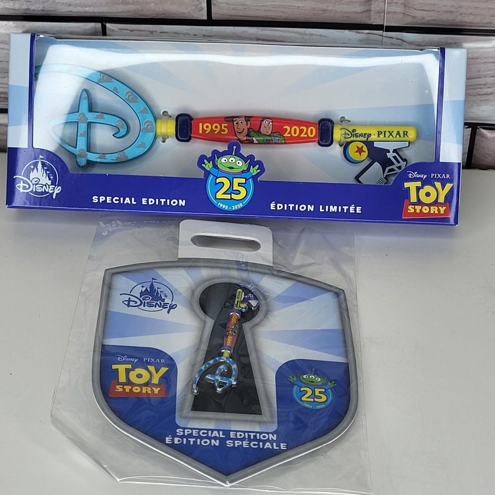 Disney's Toy Story Decorative Collectible Key and Special Edition Pin 25 Year